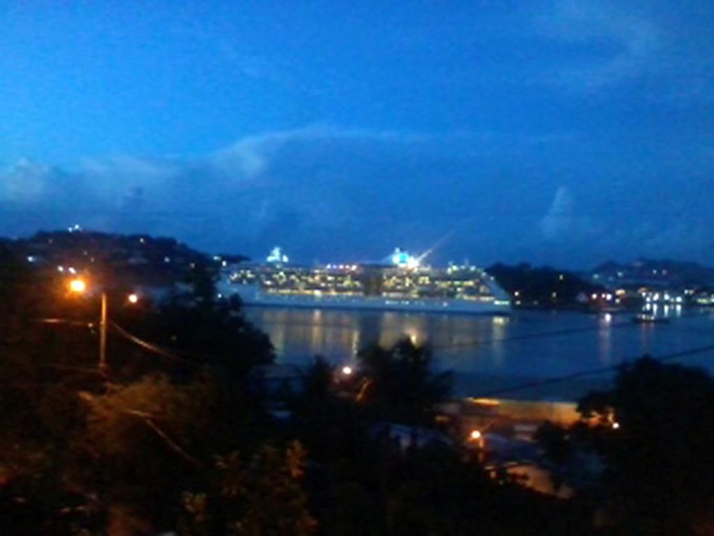 Harbour Vista Inn Castries Phòng bức ảnh