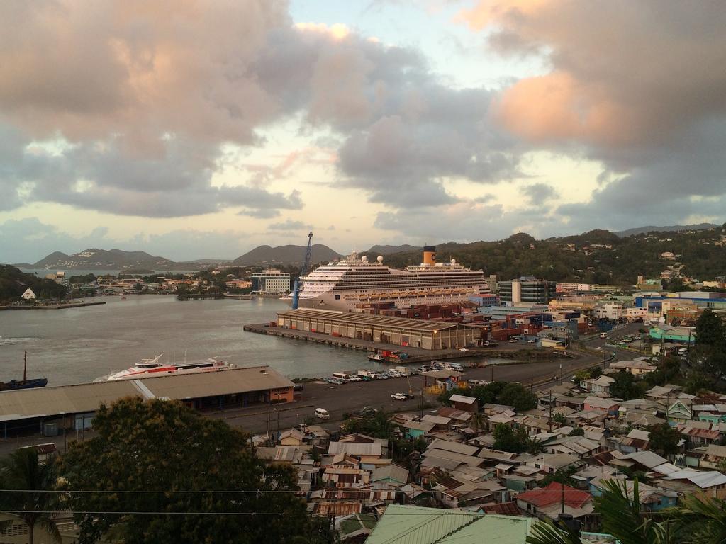 Harbour Vista Inn Castries Phòng bức ảnh